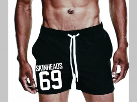Skinheads 69 - plavky s motívom - plavkové pánske kraťasy s pohodlnou gumou v páse a šnúrkou na dotiahnutie vhodné aj ako klasické kraťasy na voľný čas